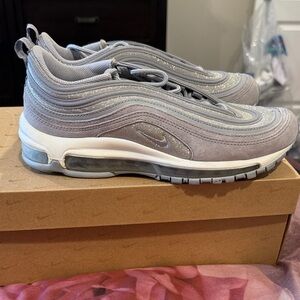Nike AirMax gray women’s size 9